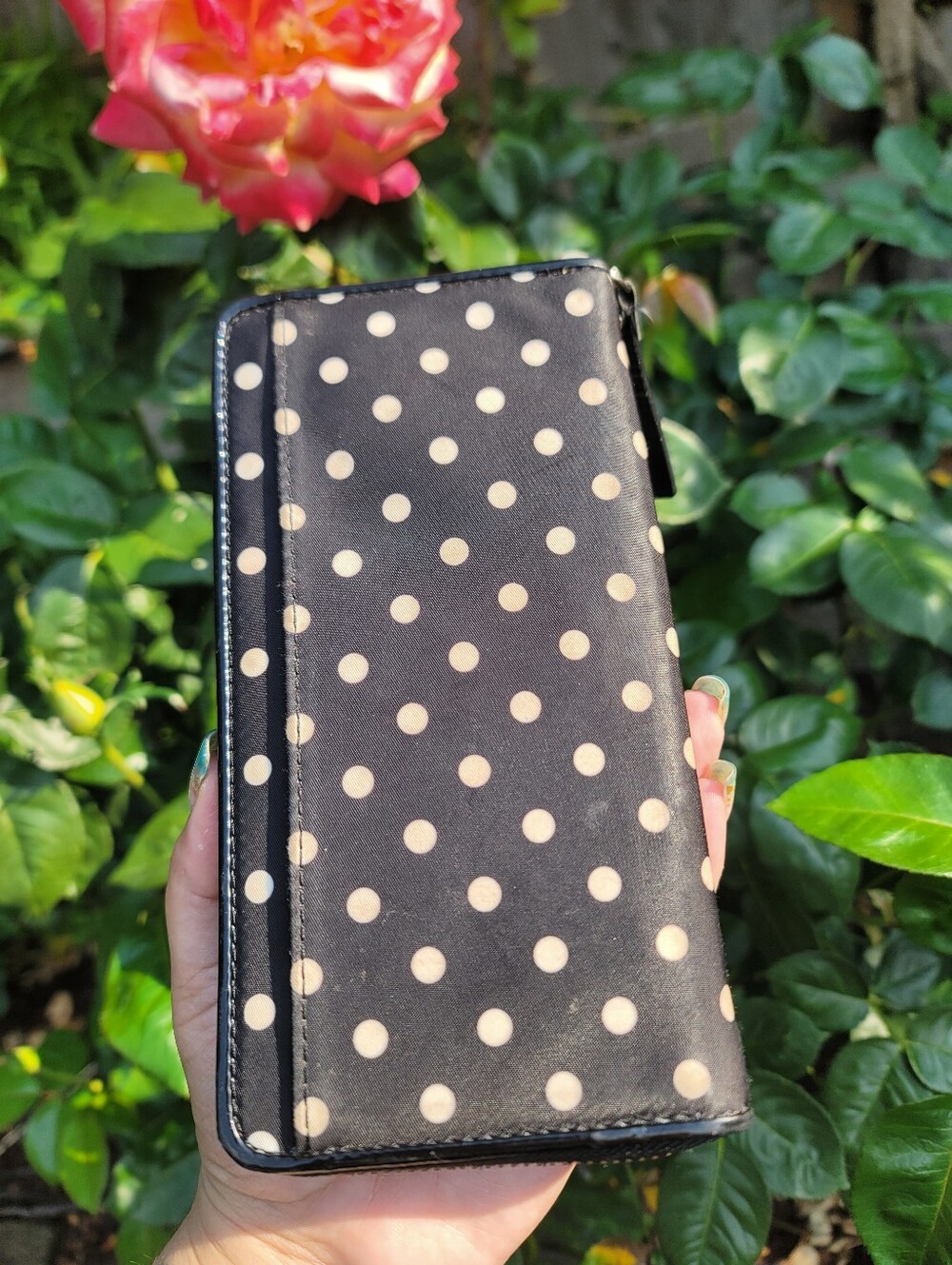 Kate Spade Polka Dot Black And White Wallet - Picture 11 of 14